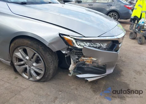2020 Honda Accord Lx z USA, uszkodzony, nr VIN 1HGCV1F17LA027751
